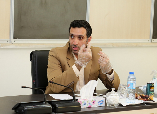 فاصله گذاری اجتماعی 14