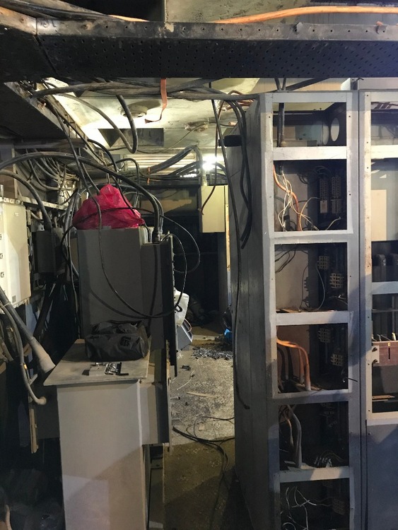 برق اسکله  8