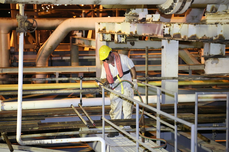 تعمیرات اسکله  3