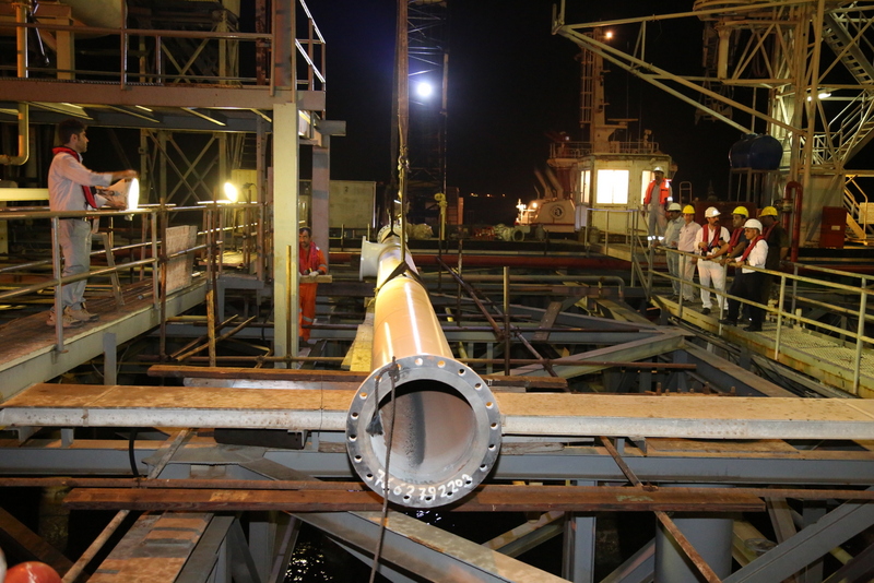 تعمیرات اسکله  12