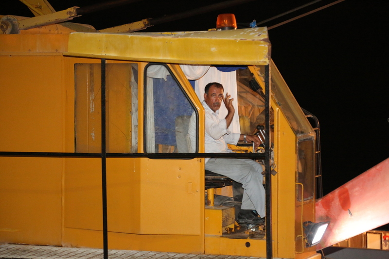 تعمیرات اسکله  16