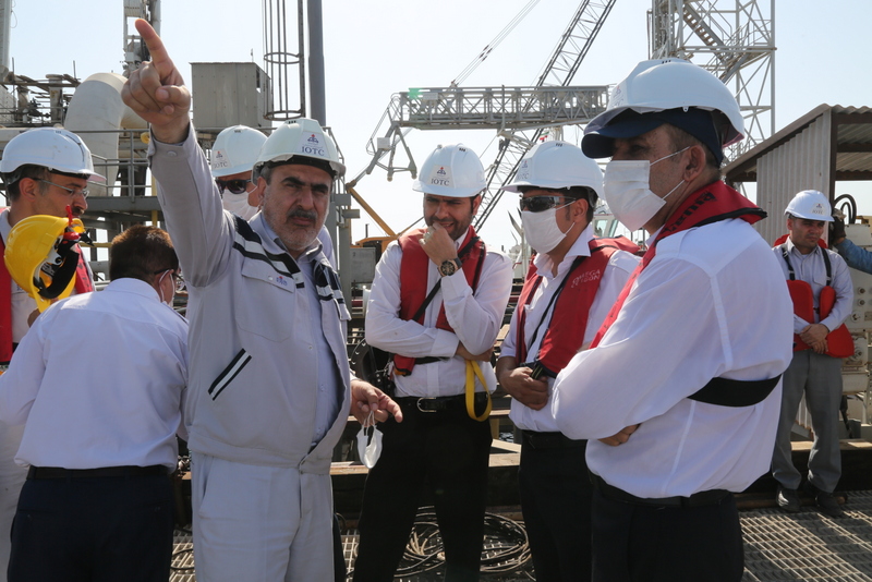 تعمیرات اسکله  21