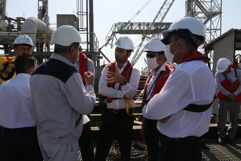 تعمیرات اسکله  22