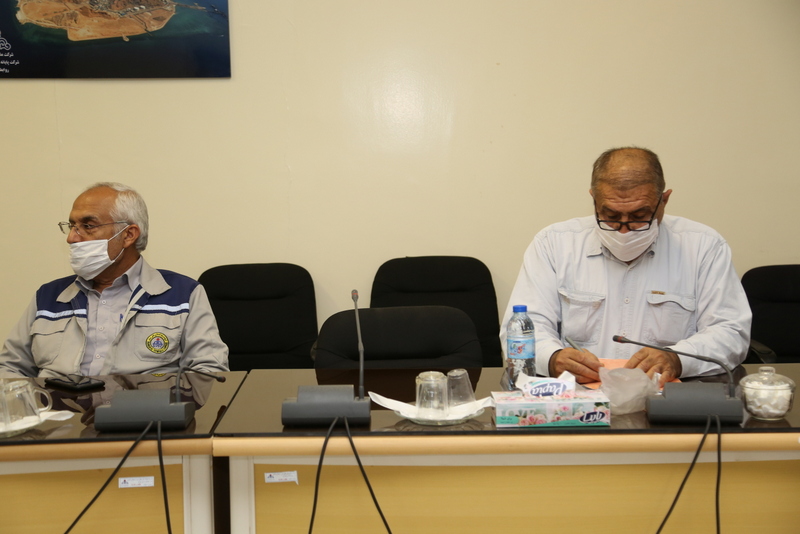 جلسه مدیرعامل در خارگ 4