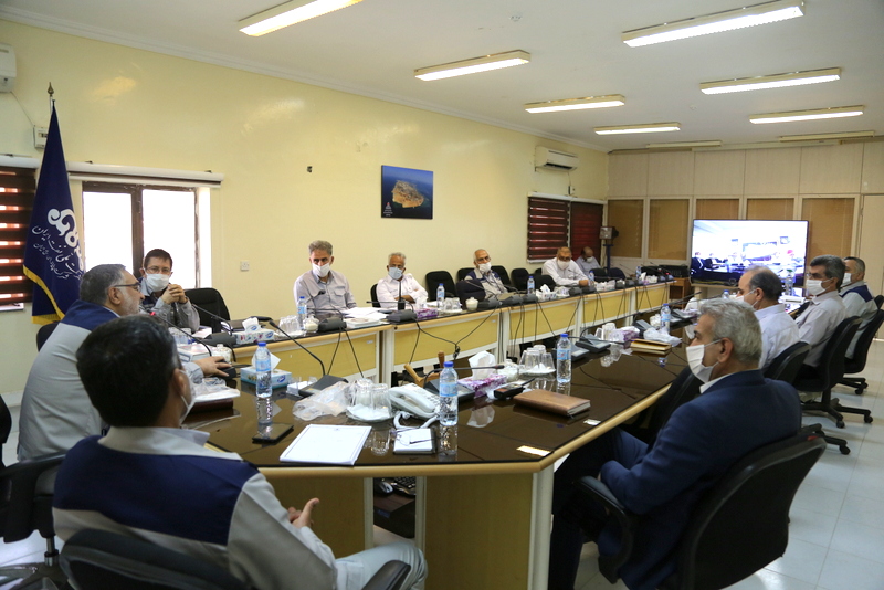 جلسه مدیرعامل در خارگ 5