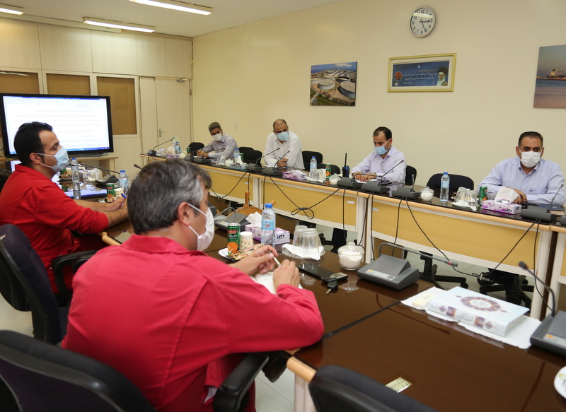 نشست HSE های شرکت ها در خارگ 12