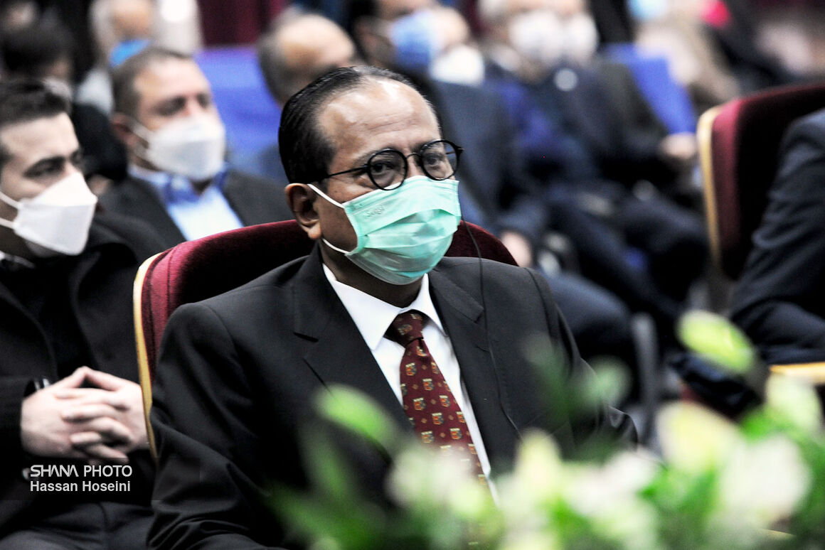 افتتاحیه نمایشگاه 25 26