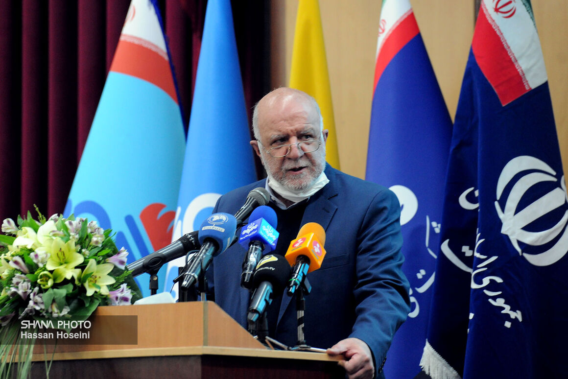 افتتاحیه نمایشگاه 25 30