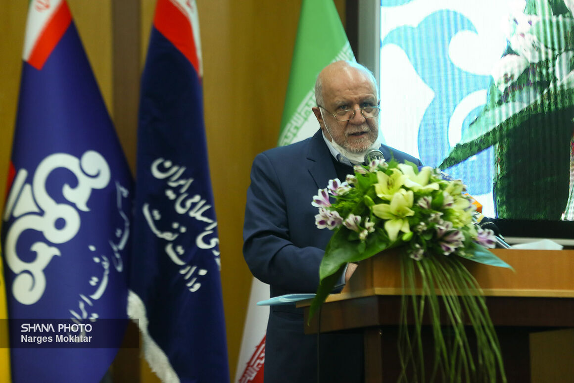 افتتاحیه نمایشگاه 25 45