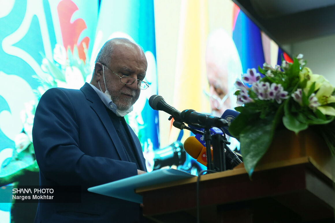 افتتاحیه نمایشگاه 25 47