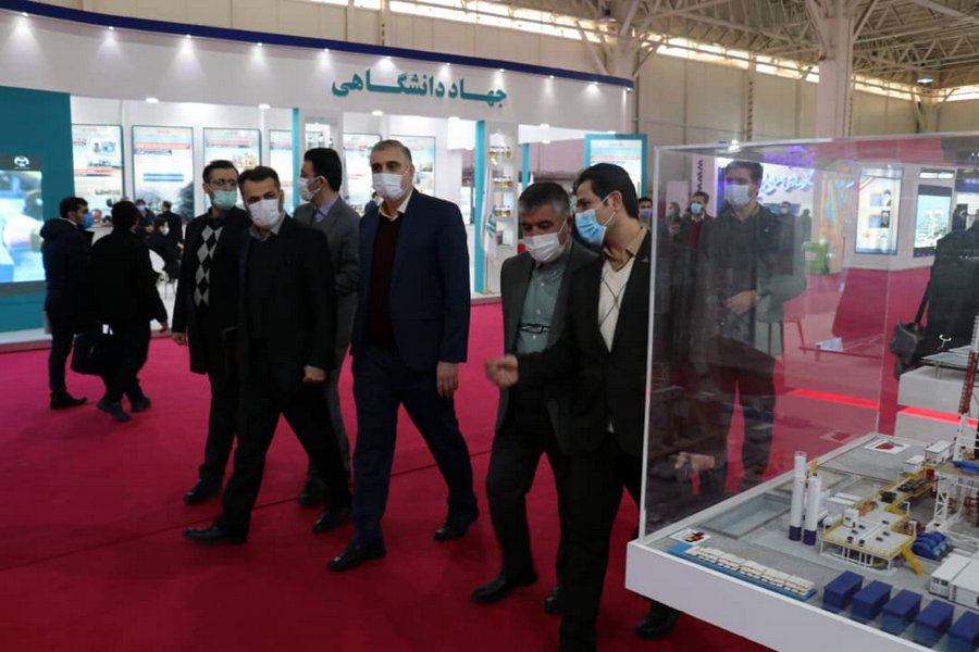 بازدید مدیران از نمایشگاه  6