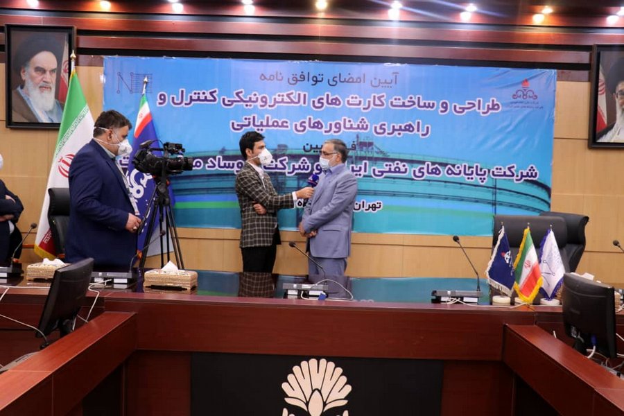 بازدید مدیران از نمایشگاه  8