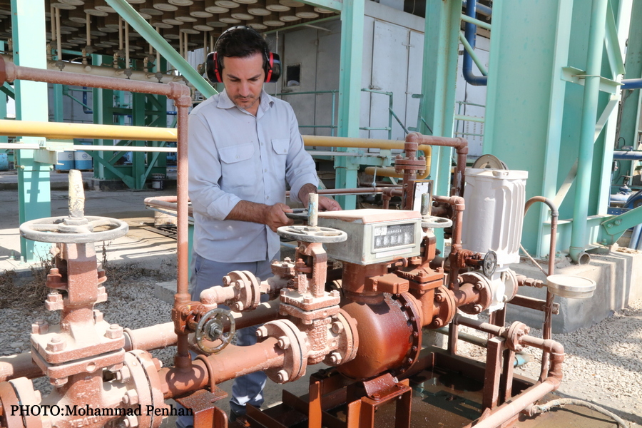 تلاشگران شرکت پایانه های نفتی ایران  30