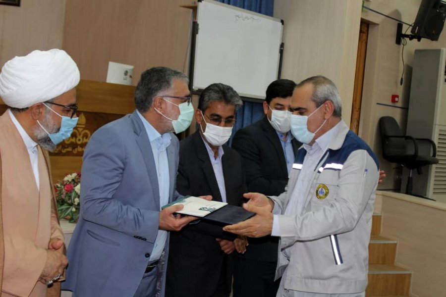 ملی شدن صنعت نفت  19