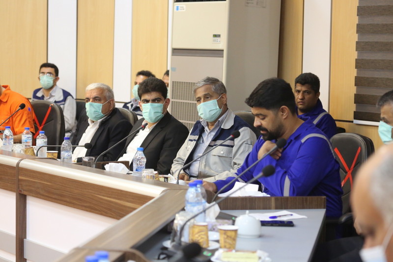 نشست بررسی مشکلات کارکنان  16