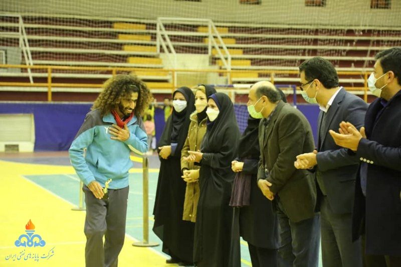 فوتسال روز خارگ 1