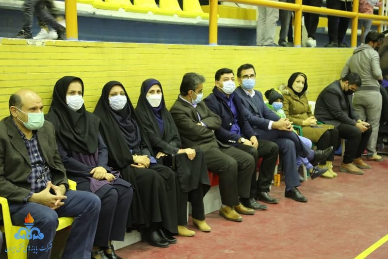 فوتسال روز خارگ 8