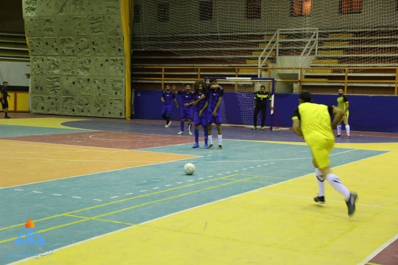 فوتسال روز خارگ 14