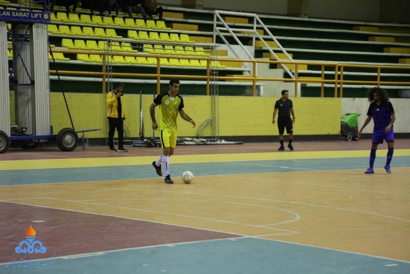 فوتسال روز خارگ 16