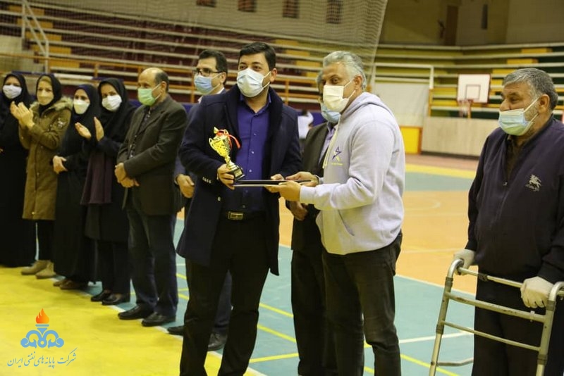 فوتسال روز خارگ 28