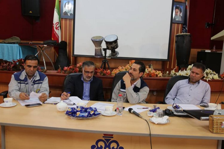 کارگر خارگ 18