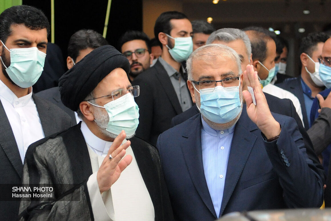 رییس جمهور نمایشگاه 6