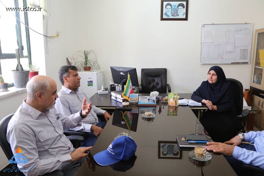 آموزش و پرورش 10