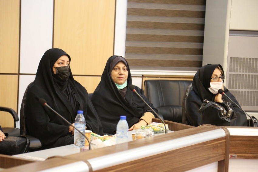 مشاور وزیر در امور بانوان 1