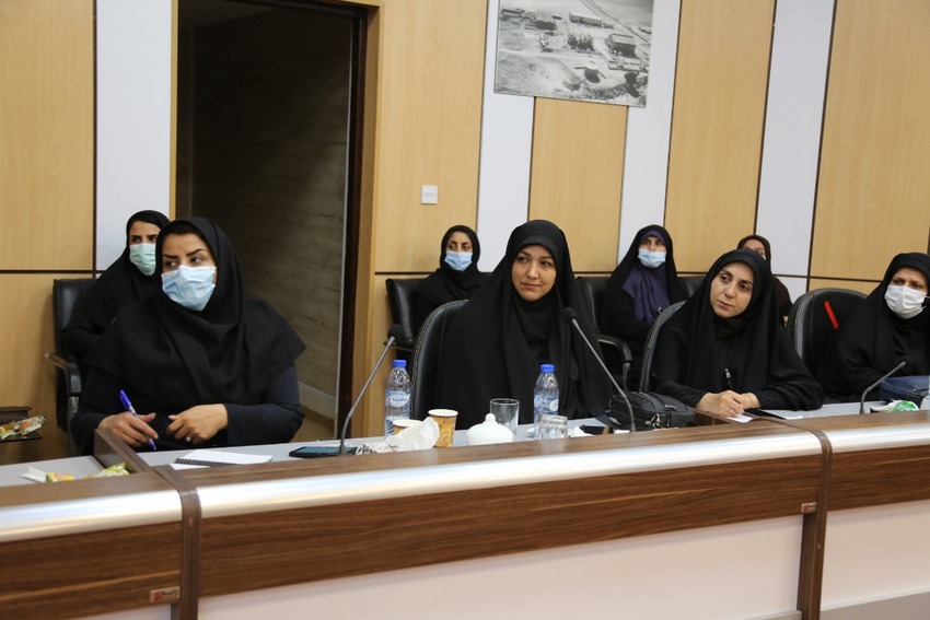 مشاور وزیر در امور بانوان 3