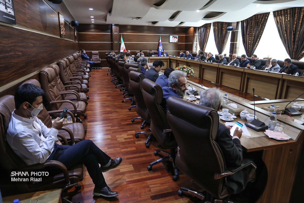 نشست با سخنگوی دولت 18