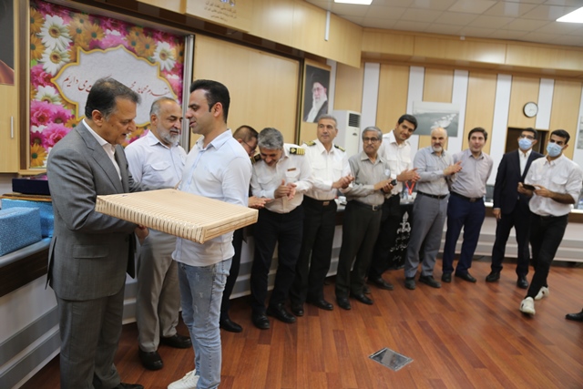 بازنشستگی کورش مقدم 66