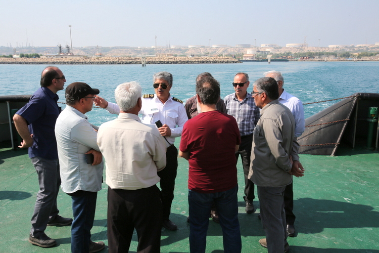 بازدید نویسندگان  8