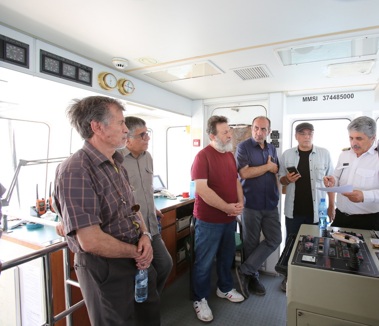 بازدید نویسندگان  13