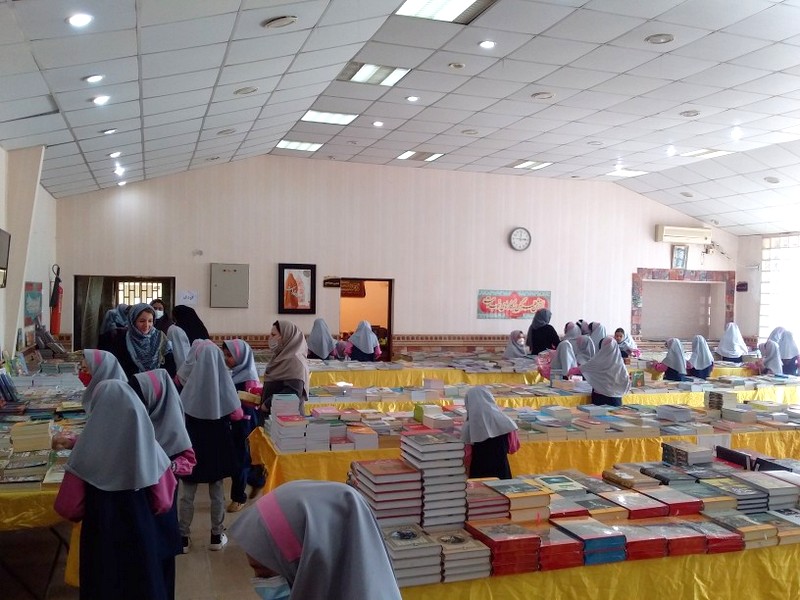 نمایشگاه کتاب 4