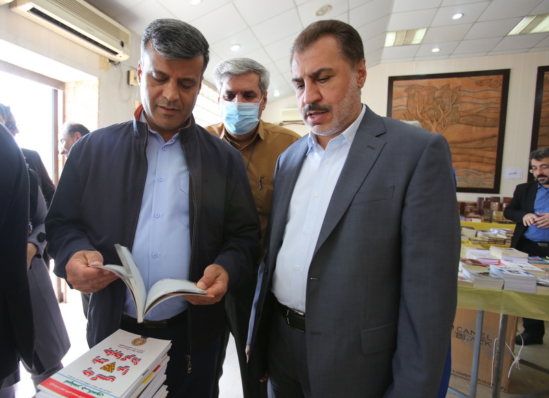 نمایشگاه کتاب 5