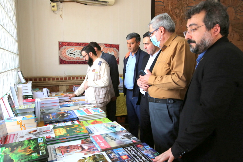 نمایشگاه کتاب 16