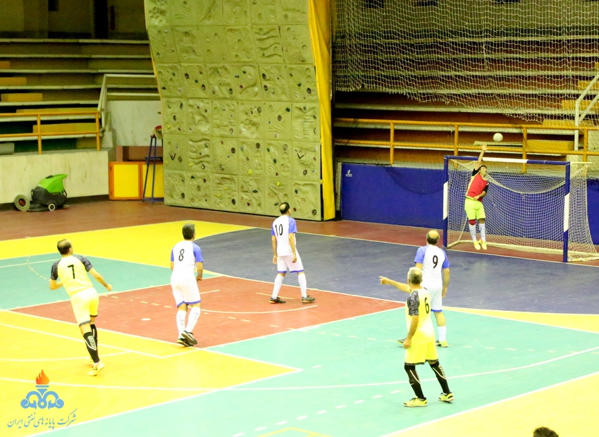 فوتسال 19