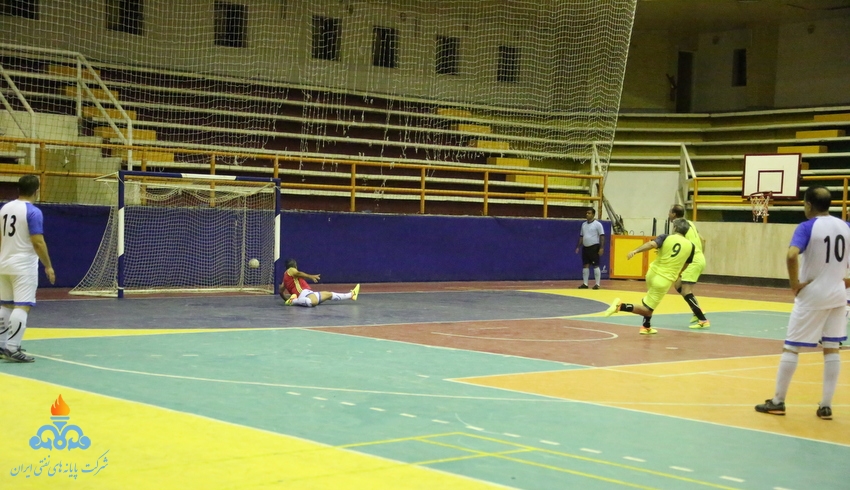 فوتسال 41