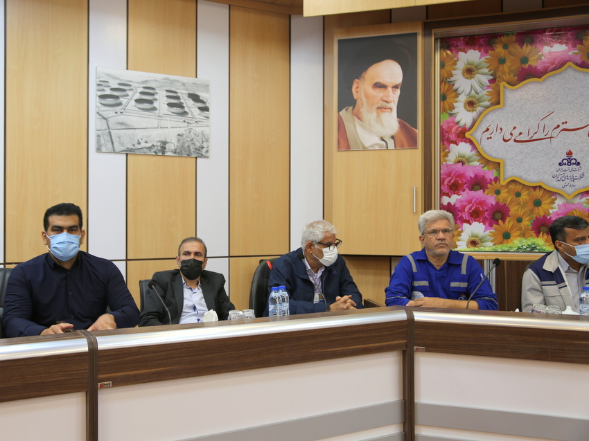 فرمانده ارشد پدافند غیر عامل جزیره خارگ  6