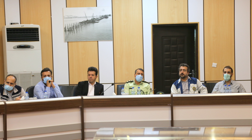 فرمانده ارشد پدافند غیر عامل جزیره خارگ  17