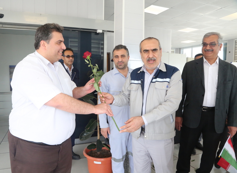 چهل‌ و‌ چهارمین بهار انقلاب 27