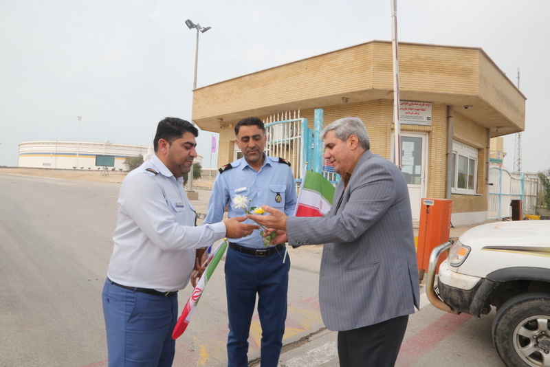 چهل‌ و‌ چهارمین بهار انقلاب 32