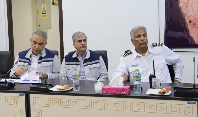 نشست + عملیات  4