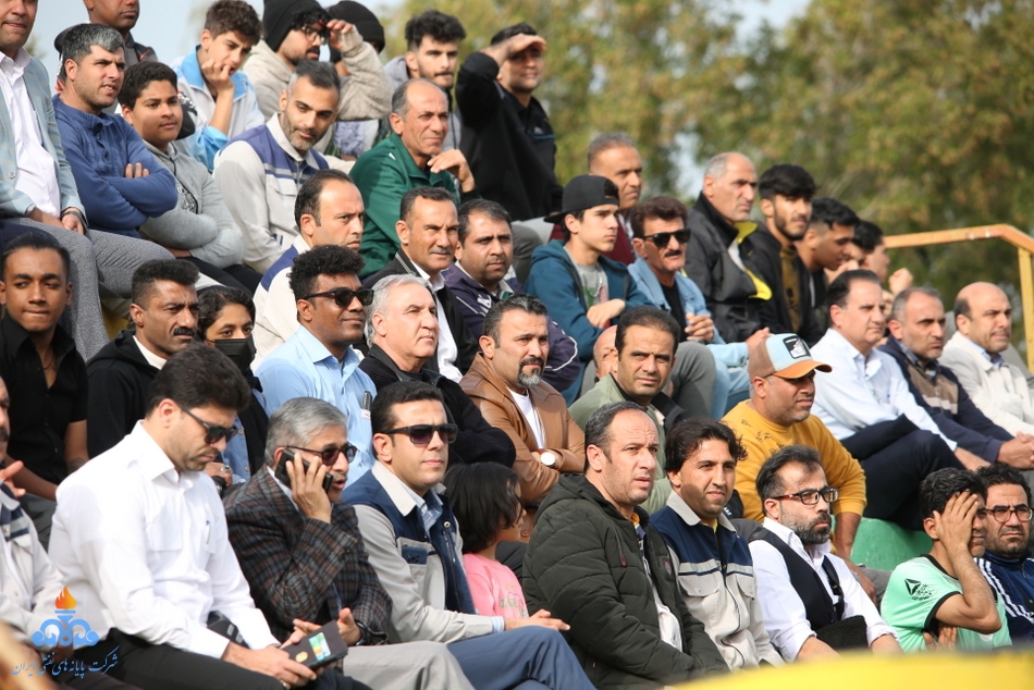 فوتبال کارکنان 19