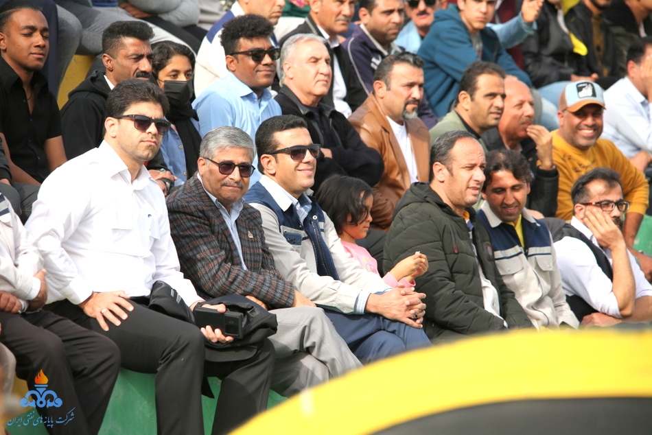 فوتبال کارکنان 22