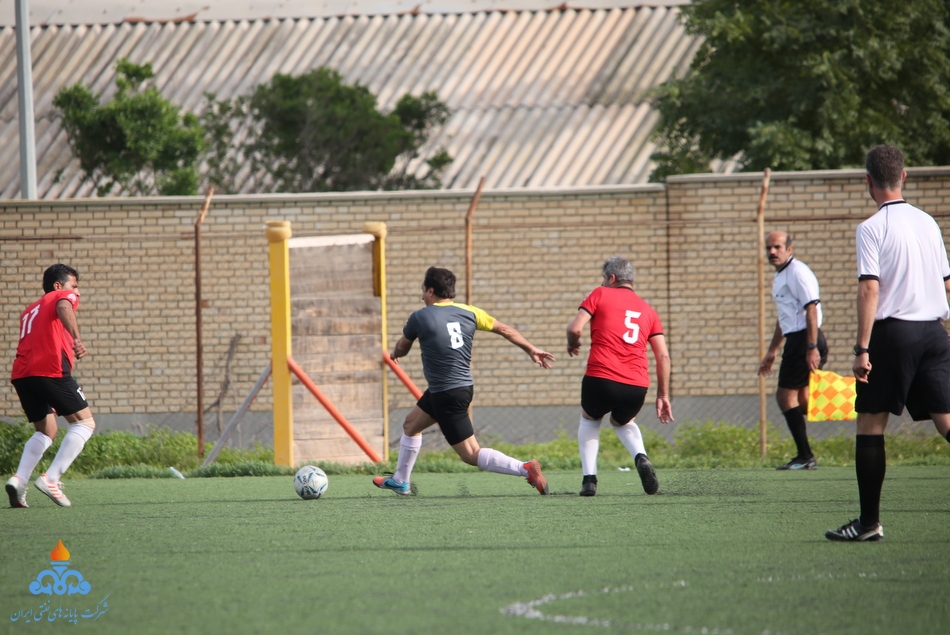 فوتبال کارکنان 25