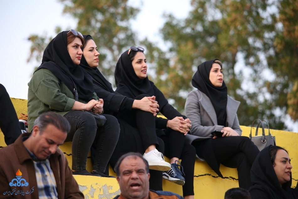 فوتبال کارکنان 49