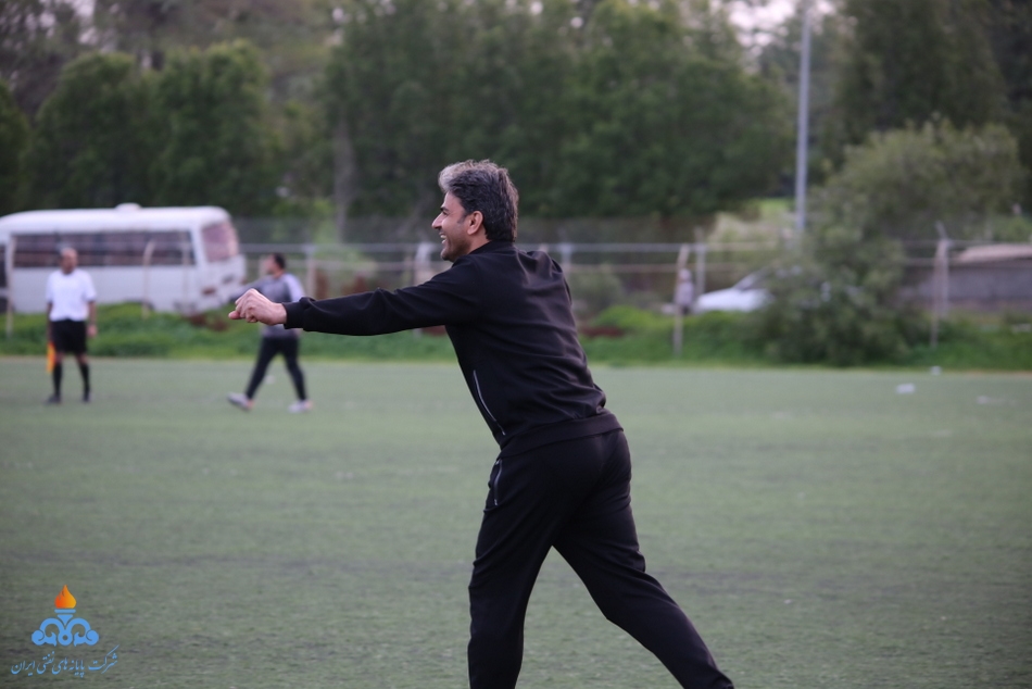 فوتبال کارکنان 62