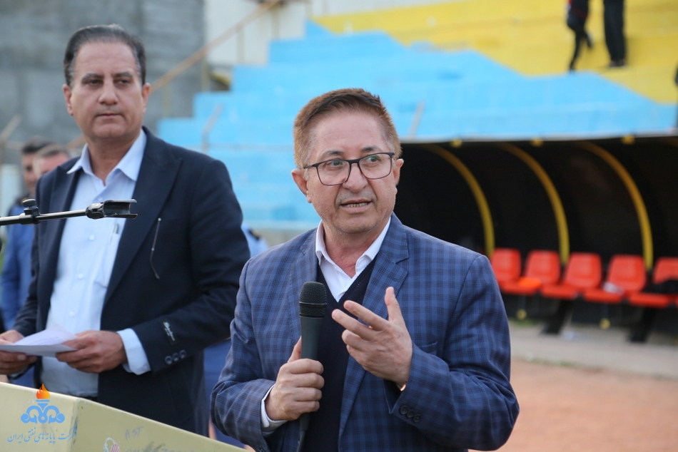 فوتبال کارکنان 65