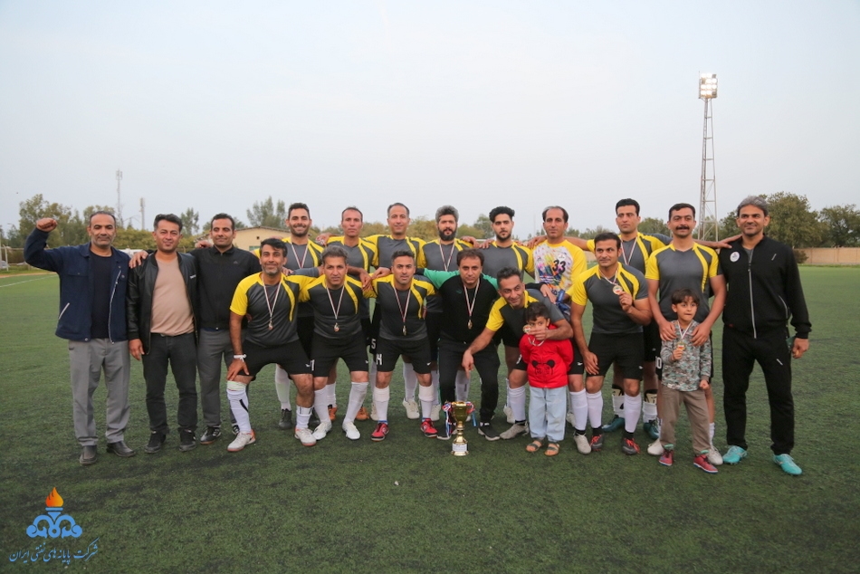 فوتبال کارکنان 67